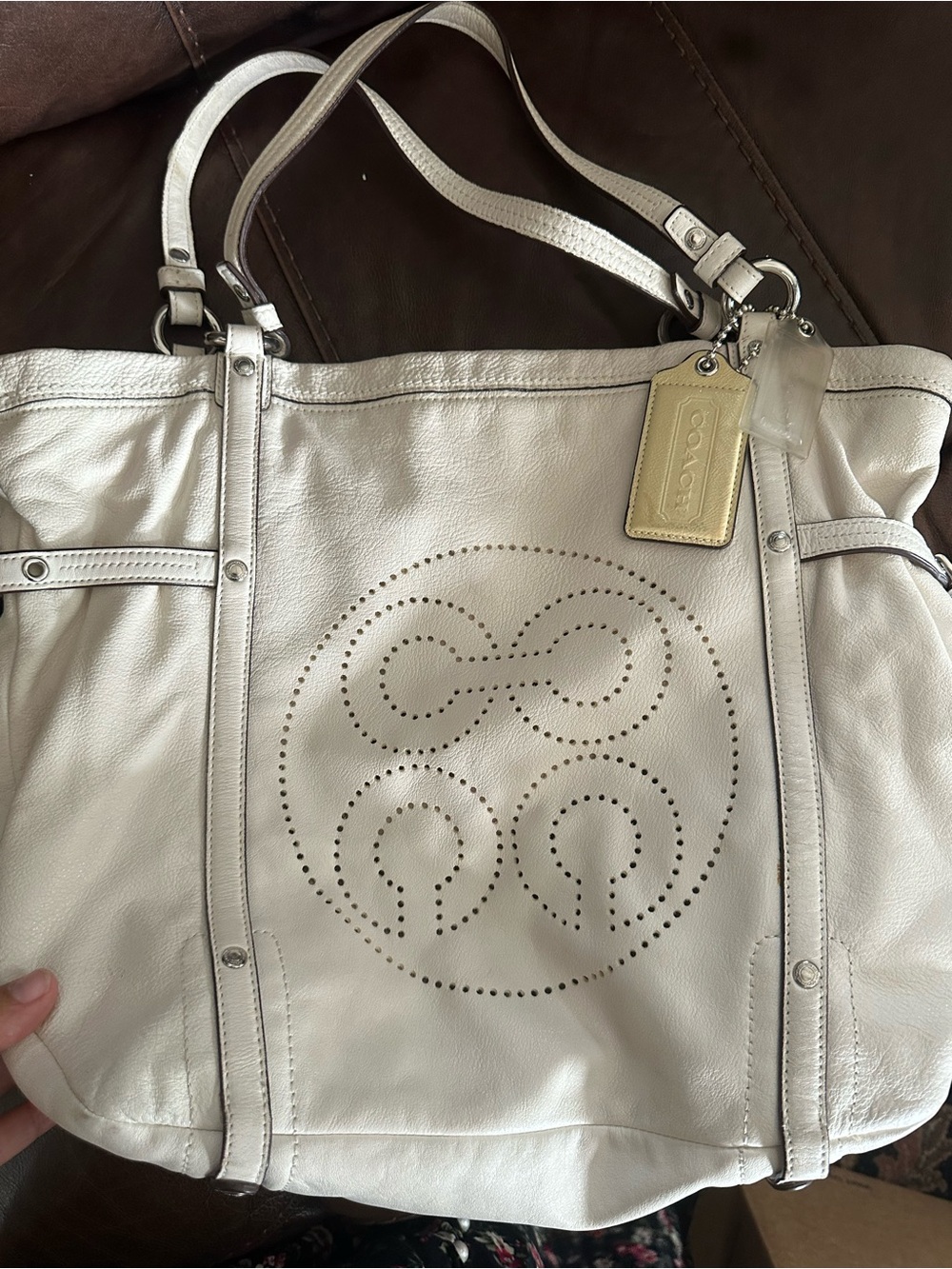 Coach vintage Ivory Perforated Logo Leather Shoulder Bag - Picture 10 of 14